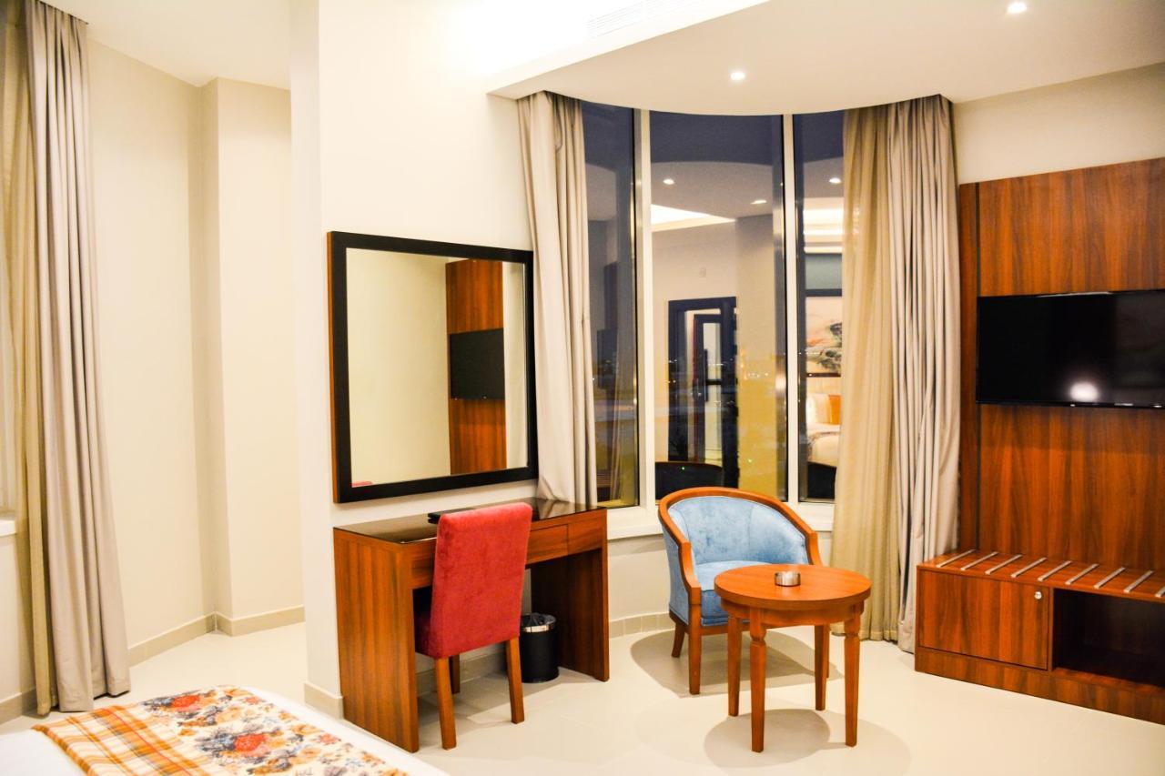 Park Town Hotel Jeddah Exterior photo