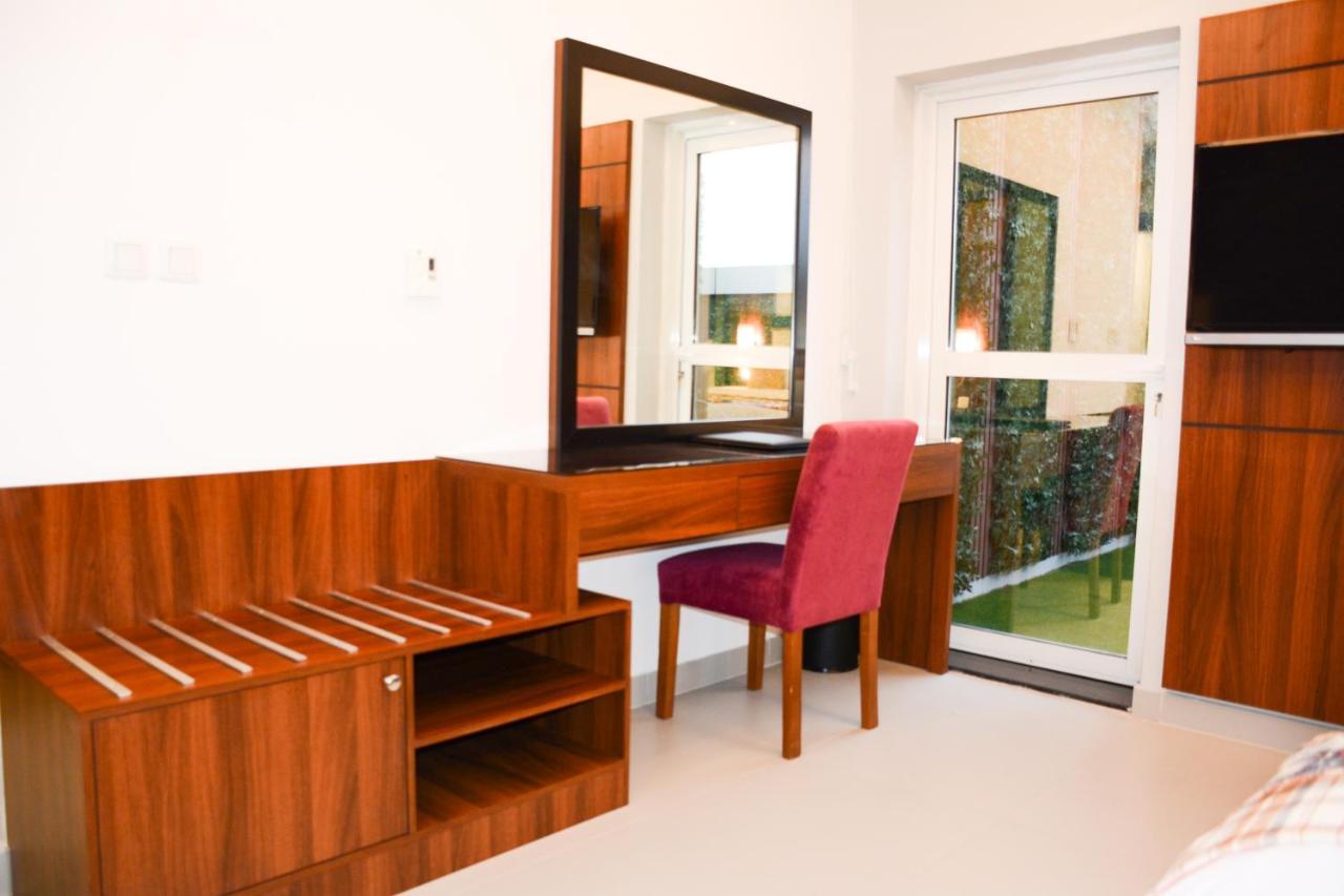 Park Town Hotel Jeddah Exterior photo