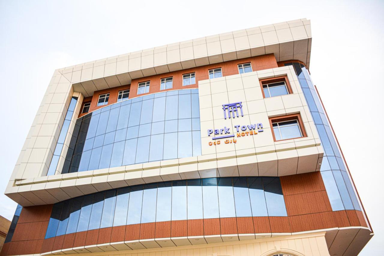 Park Town Hotel Jeddah Exterior photo